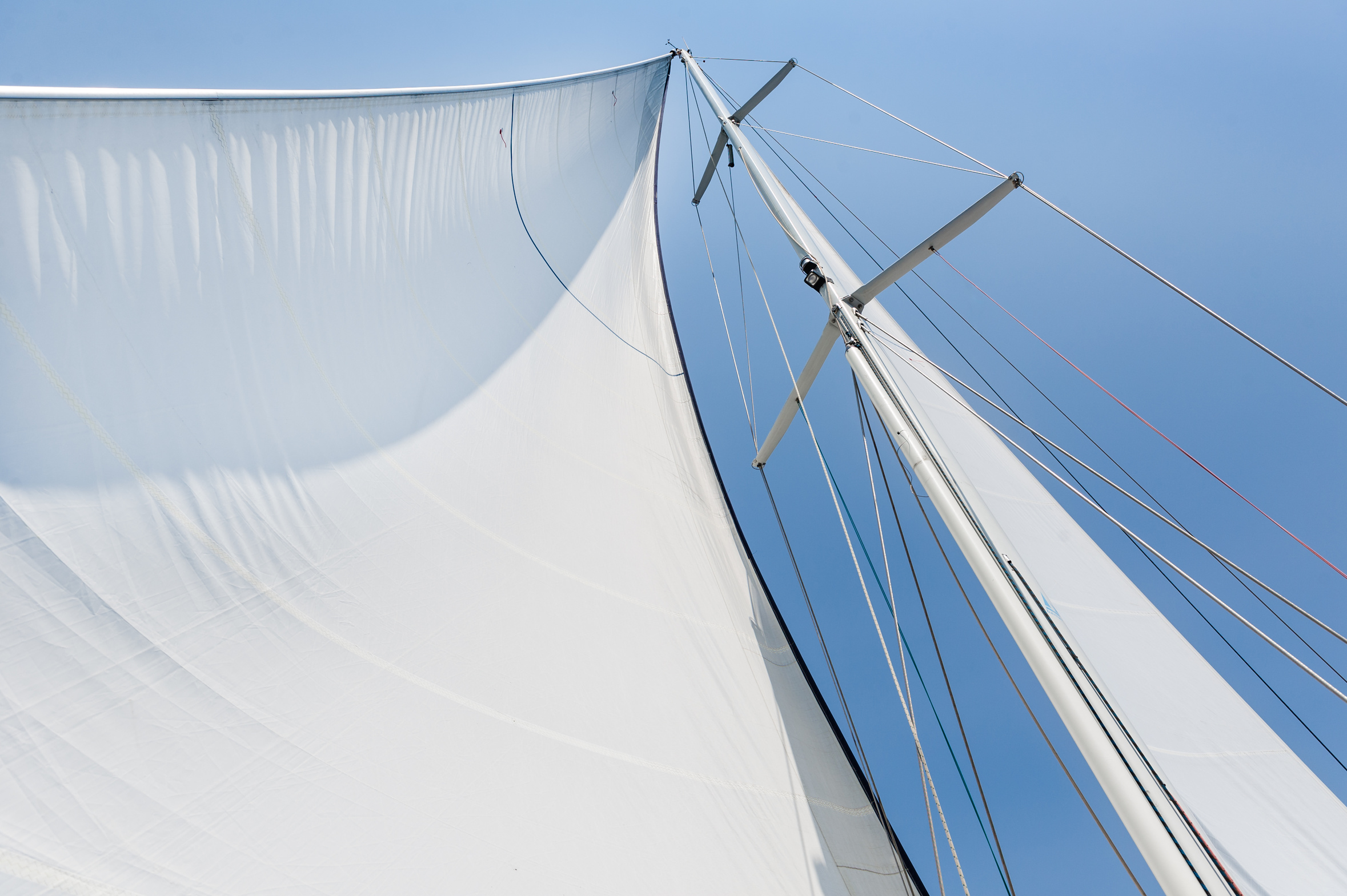Segelboot auf dem Meer